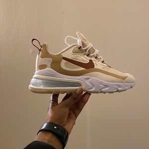 Nike Air270 React